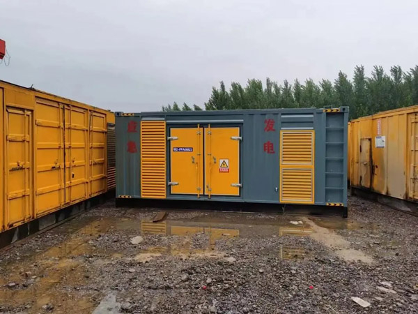 静宁柴油发电机如何判断干式空气滤清器是否需要更换？